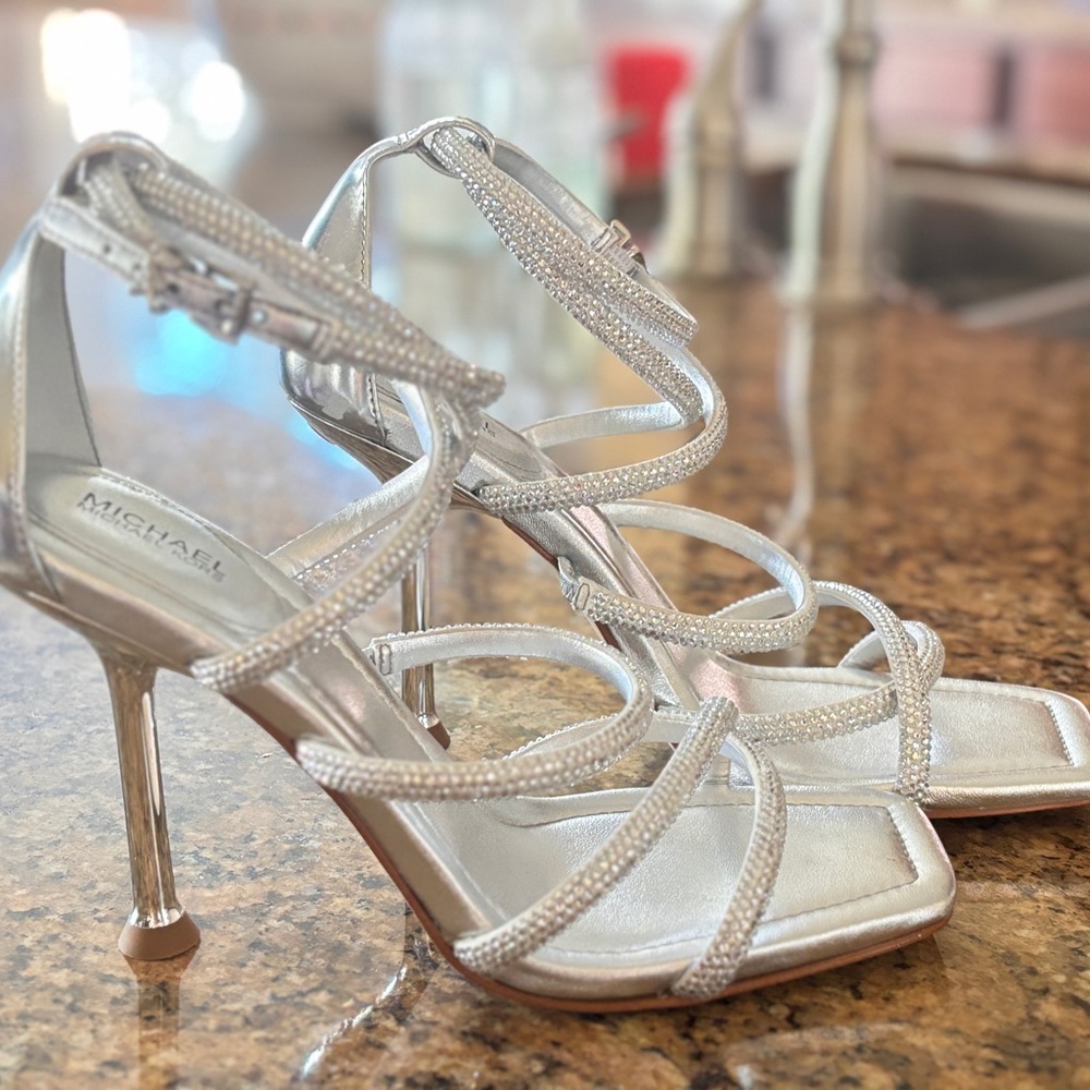 NWT Michael Kors Metallic Silver Strappy Heels, sz 8